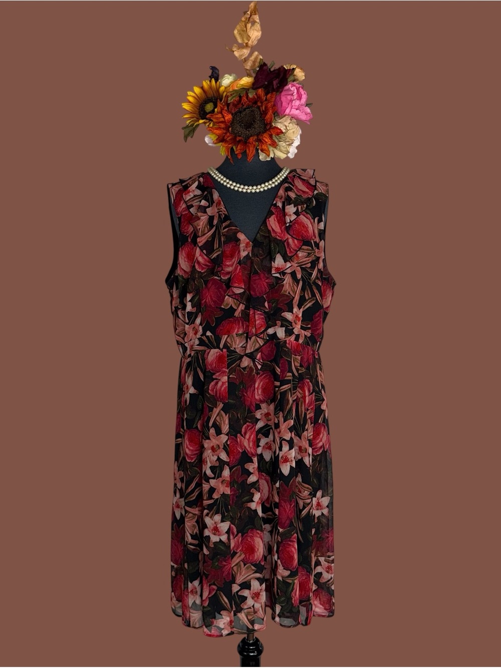 Karl Lagerfeld floral V-Neck Sleeveless Midi Dress